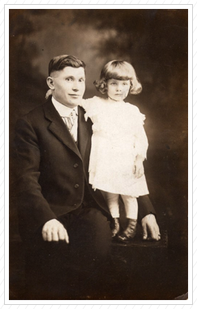 Alex Bagdes & Petronella 1912